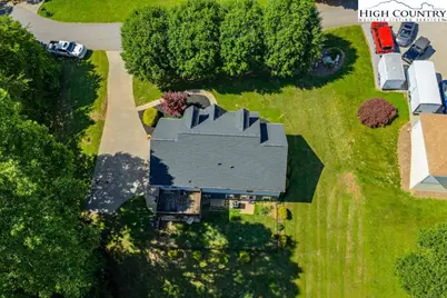 235 Brooklin Street, Wilkesboro, NC 28697 - Photo 16