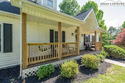 235 Brooklin Street, Wilkesboro, NC 28697 - Photo 4