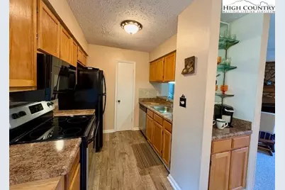 1664 Grouse Moor Drive #4, Sugar Mountain, NC 28604 - Photo 10