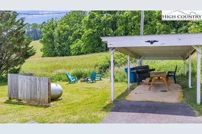 609 W Main Street, Jefferson, NC 28640 - Photo 34