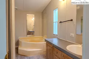 876 Courtney Ln, Vilas, NC 28692 - Photo 28