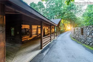 170 Mountain Laurel Ln, Blowing Rock, NC 28605 - Photo 30