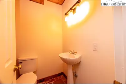 170 Mountain Laurel Lane, Blowing Rock, NC 28605 - Photo 12