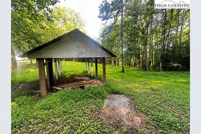 2034 Champion Mt Pleasant Road, Ferguson, NC 28624 - Photo 28