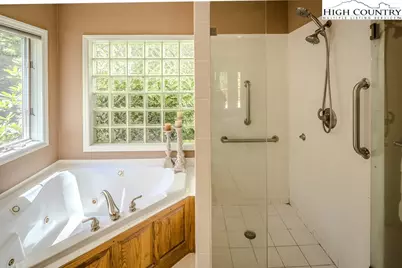 125 Grassy Knoll Way, Blowing Rock, NC 28605 - Photo 20