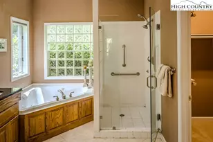 125 Grassy Knoll Way, Blowing Rock, NC 28605 - Photo 18