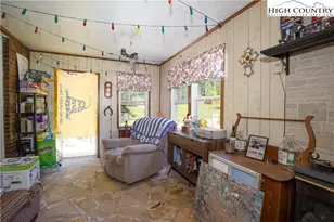 1424 Bear Creek Rd, Bakersville, NC 28705 - Photo 14