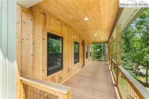 511 N Blue Ridge Dr, Marion, NC 28752 - Photo 6