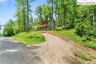 511 N Blue Ridge Dr, Marion, NC 28752 - Photo 36