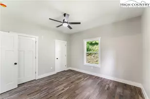 511 N Blue Ridge Dr, Marion, NC 28752 - Photo 16