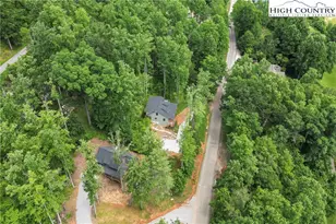 511 N Blue Ridge Dr, Marion, NC 28752 - Photo 38