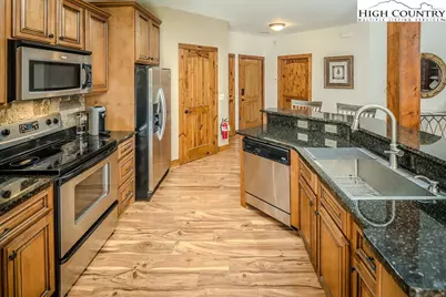 135-D Wapiti Way #8-D, Banner Elk, NC 28604 - Photo 14