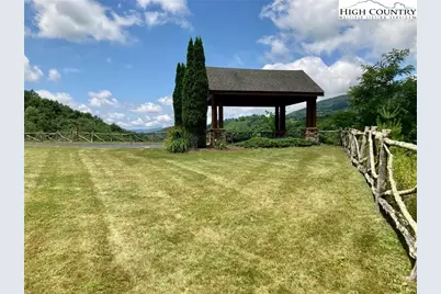 135-D Wapiti Way #8-D, Banner Elk, NC 28604 - Photo 34