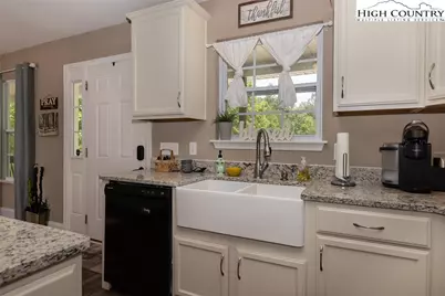 351 Colony Lane, Purlear, NC 28665 - Photo 24