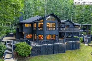 102 Ridge Dr, Linville, NC 28646 - Photo 2