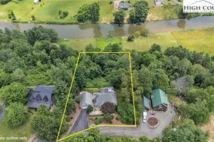 127 Deerfield Rd, West Jefferson, NC 28694 - Photo 1