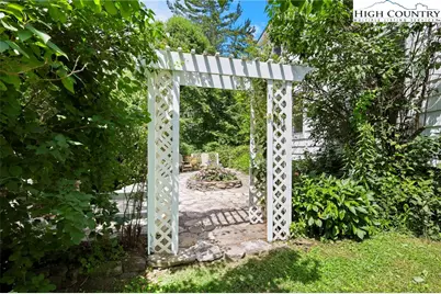 140 Library Lane, Banner Elk, NC 28604 - Photo 48