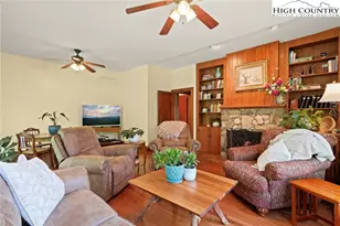 140 Library Ln, Banner Elk, NC 28604 - Photo 8