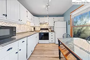 1491 Sugar Mountain Dr, Sugar Mountain, NC 28604 - Photo 10