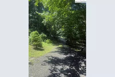 2202 Old 16 Highway, Jefferson, NC 28640 - Photo 14