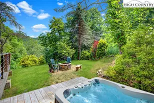 568 Auborn Trivette Rd, Sugar Grove, NC 28679 - Photo 6