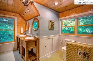 568 Auborn Trivette Rd, Sugar Grove, NC 28679 - Photo 20