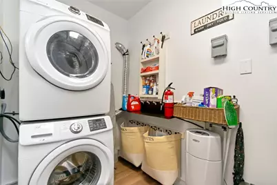 3244 Old US Highway 421, Vilas, NC 28692 - Photo 28