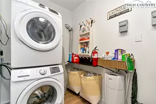 3244 Old US Hwy 421, Vilas, NC 28692 - Photo 28