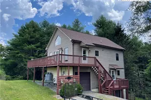 219 Lucky Alice Dr, Grassy Creek, NC 28631 - Photo 2