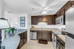 303 Sugar Top Dr, Sugar Mountain, NC 28604 - Photo 6