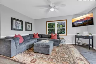 190 Rhododendron Dr, Beech Mountain, NC 28604 - Photo 18