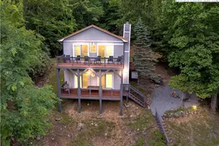 190 Rhododendron Dr, Beech Mountain, NC 28604 - Photo 2
