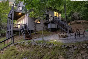 190 Rhododendron Dr, Beech Mountain, NC 28604 - Photo 6