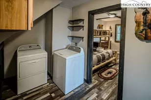 128 Hawthorn Rd, Beech Mountain, NC 28604 - Photo 36