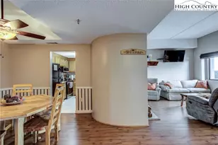 303 Sugar Top Dr, Sugar Mountain, NC 28604 - Photo 10
