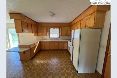 427 J E Gentry Road, Jefferson, NC 28640 - Photo 10