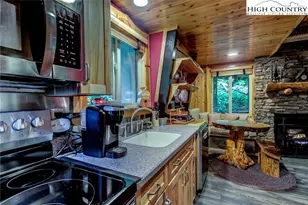 64 Creekside Dr, Banner Elk, NC 28604 - Photo 10