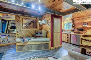 64 Creekside Dr, Banner Elk, NC 28604 - Photo 6