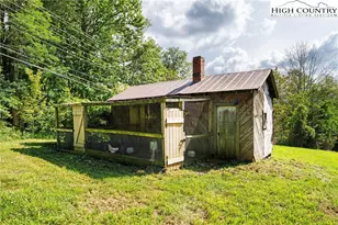 261 Tumbling Brk Dr, Banner Elk, NC 28604 - Photo 36