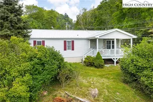 261 Tumbling Brk Dr, Banner Elk, NC 28604 - Photo 8