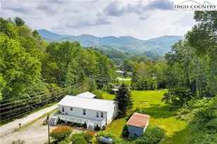 261 Tumbling Brk Dr, Banner Elk, NC 28604 - Photo 2