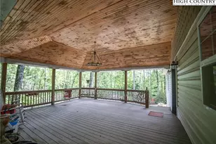 182 Henley Ln, Linville, NC 28646 - Photo 4