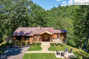 389 Auborn Trivette Rd, Sugar Grove, NC 28679 - Photo 2