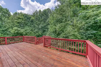 5023 Elk Park Highway, Elk Park, NC 28622 - Photo 28