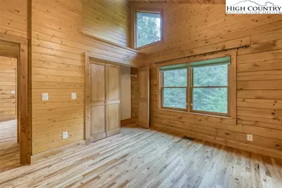 5023 Elk Park Highway, Elk Park, NC 28622 - Photo 22