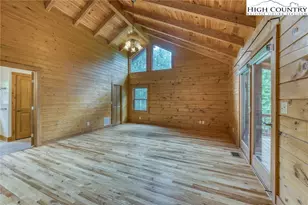 5023 Elk Park Hwy, Elk Park, NC 28622 - Photo 12