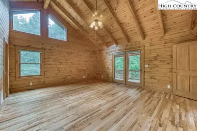 5023 Elk Park Highway, Elk Park, NC 28622 - Photo 14