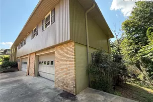 1824 Chrosaro Pl, Lenoir, NC 28645 - Photo 4