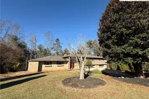 1824 Chrosaro Pl, Lenoir, NC 28645 - Photo 2