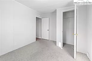 111 Oxford Ln, Blowing Rock, NC 28605 - Photo 34